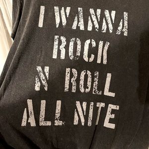 Rock N Roll All Nite tee! NWT (KISS band)